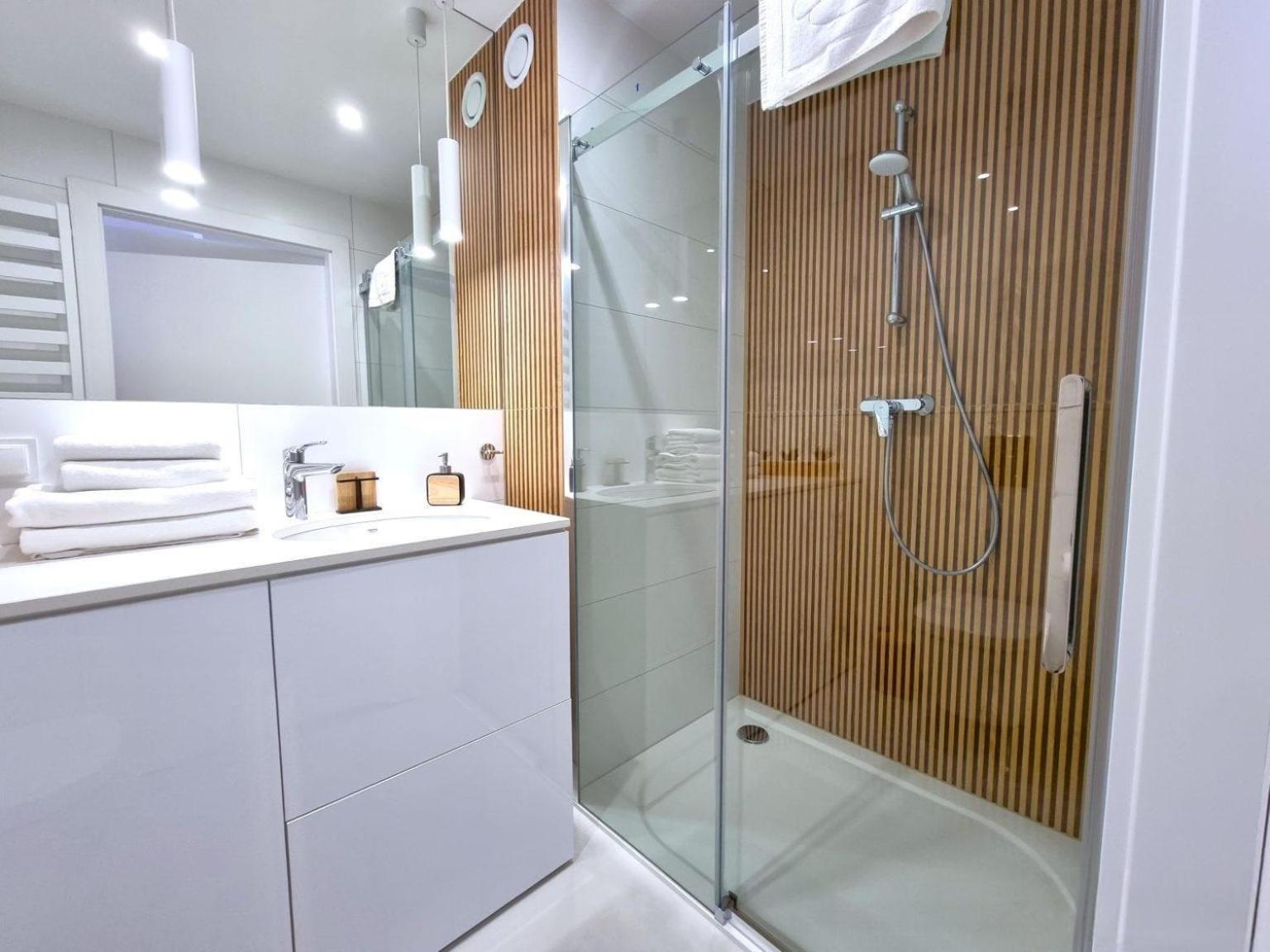 Horyzont Apartamenty - Apartamenty Westin House Sauna, Basen I Silownia 科沃布热格 外观 照片